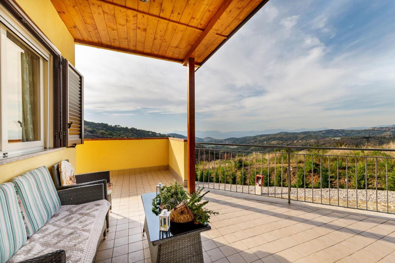 Casa Vacanza Villa Aurora Laureana Cilento Exterior foto